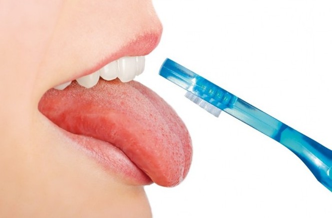 Скребок для очистки языка и щек — эффективный аксессуар для здоровья полости рта